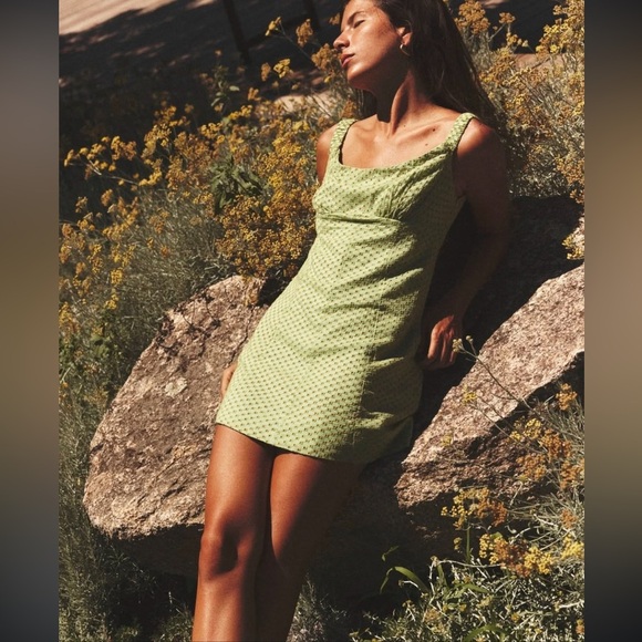 Free People Womens Berry Kiss Off-The-Shoulder Pocket Mini Dress Sweet Green NWT - Picture 1 of 8